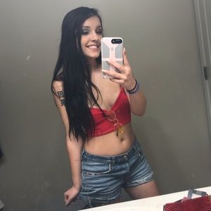 Meet your Posher, Madison